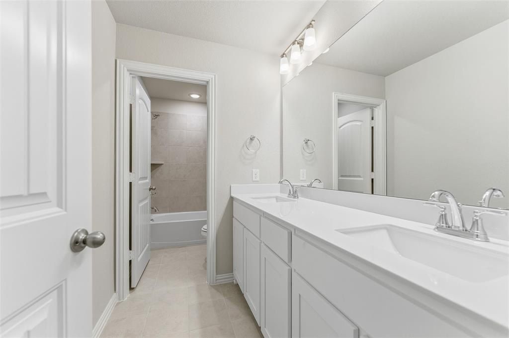 3505 Helena Street. Gainesville, TX 76240