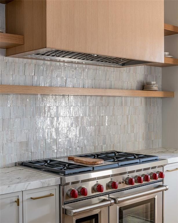 6407 Joyce Way. Dallas, TX 75225