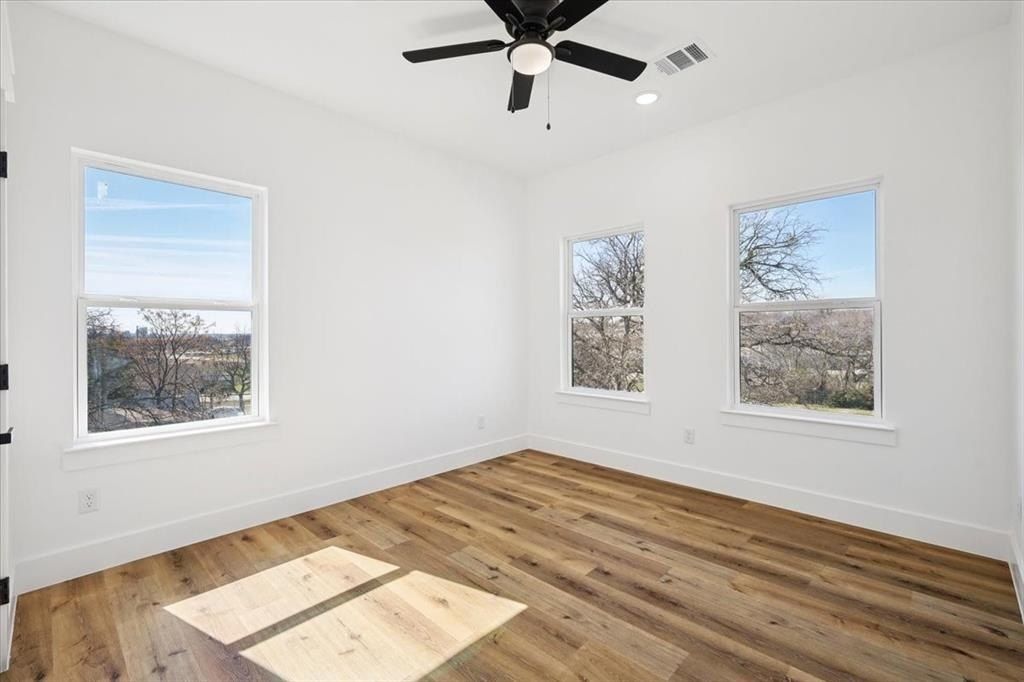 3058 Hardy Street. Fort Worth, TX 76106