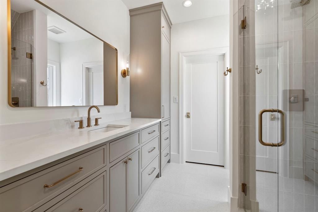 7159 Wildgrove Avenue. Dallas, TX 75214