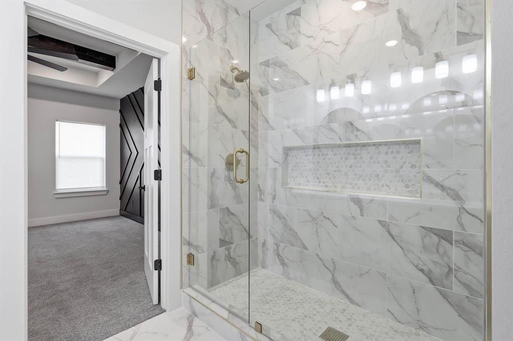 3840 Waldorf Street. Fort Worth, TX 76119