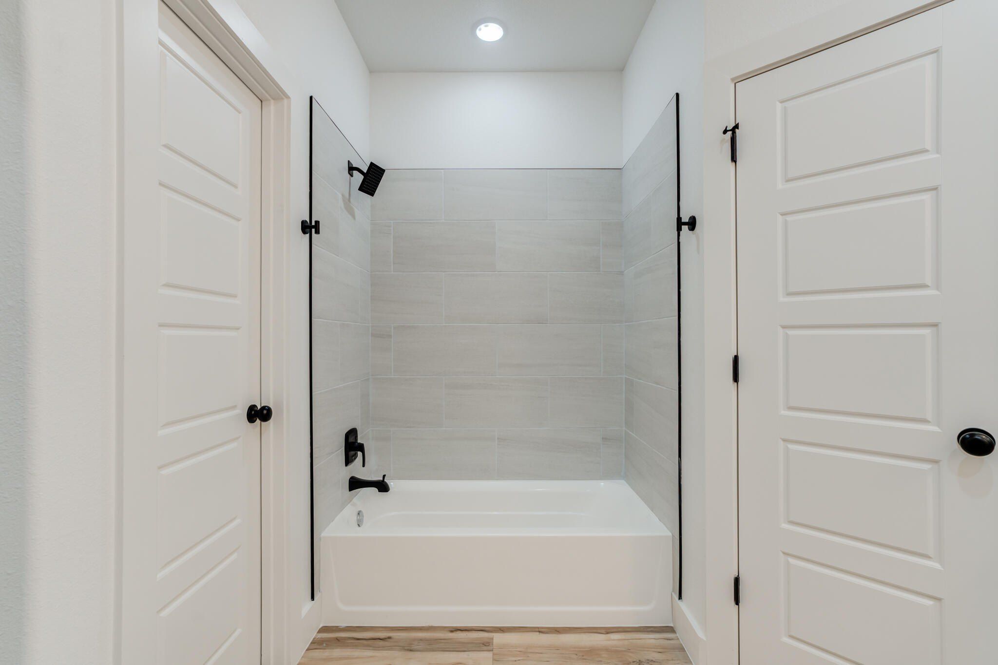 407 Ave M. Abernathy, TX 79311