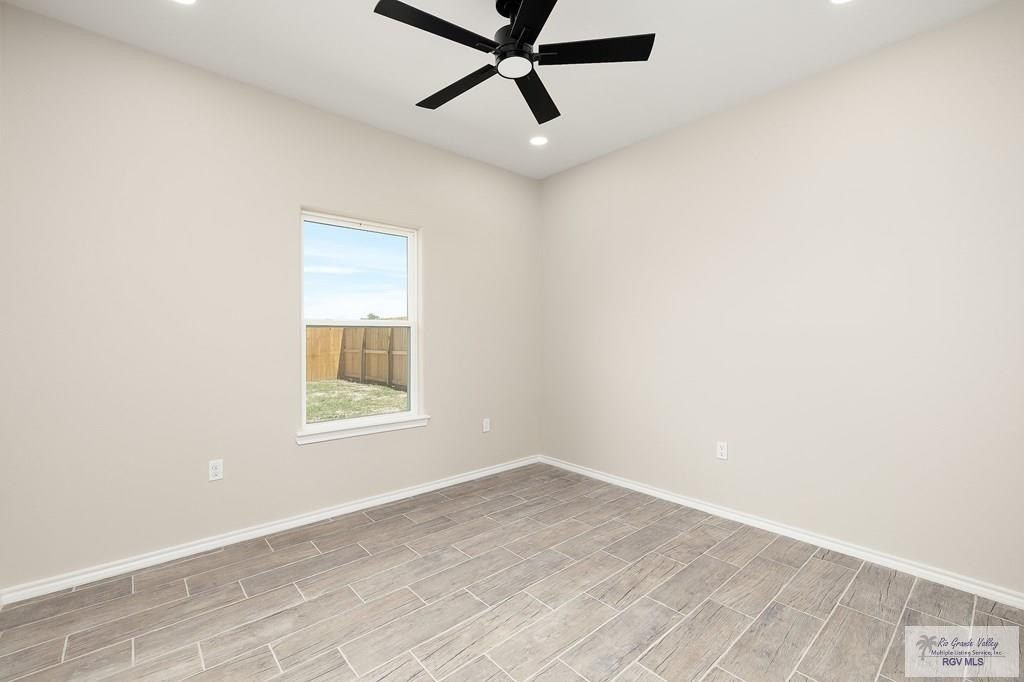 308 N Leon Ave. Elsa, TX 78543