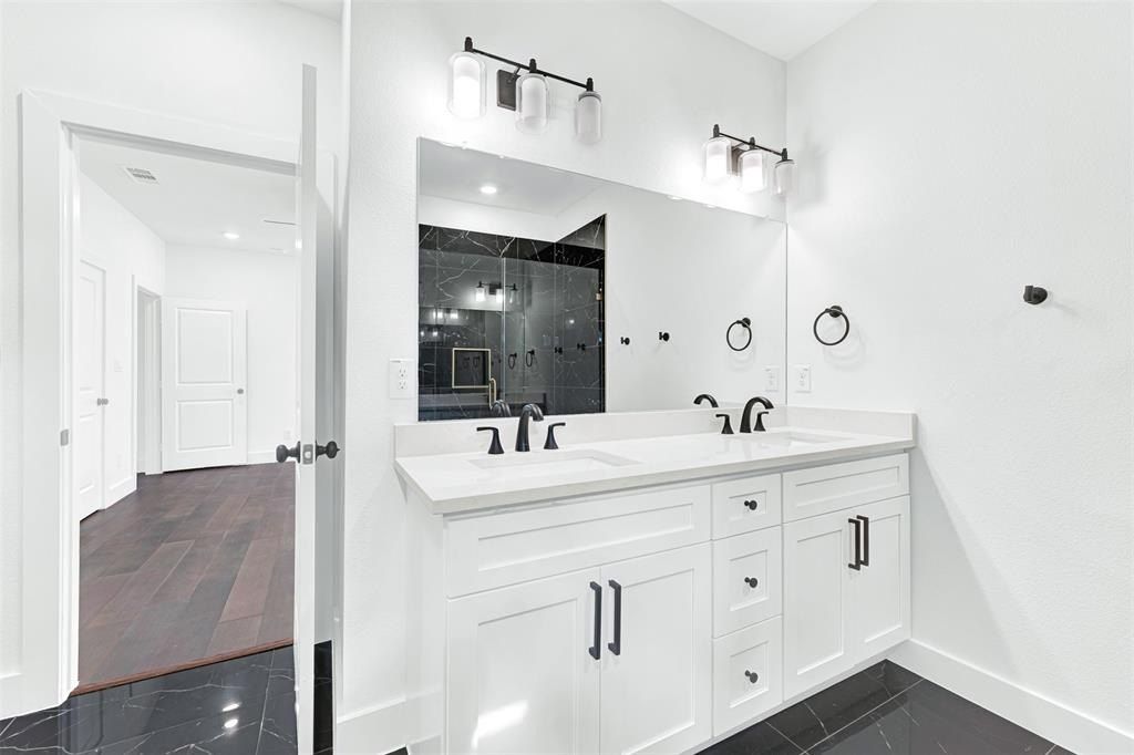 2821 Morse Street. Greenville, TX 75401