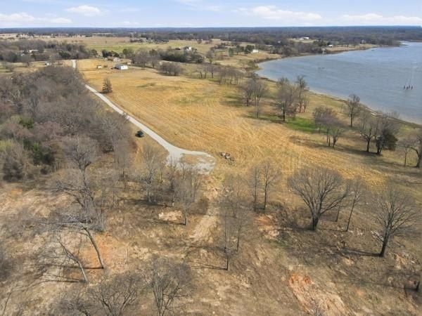 371 Private Road 7327. Emory, TX 75440