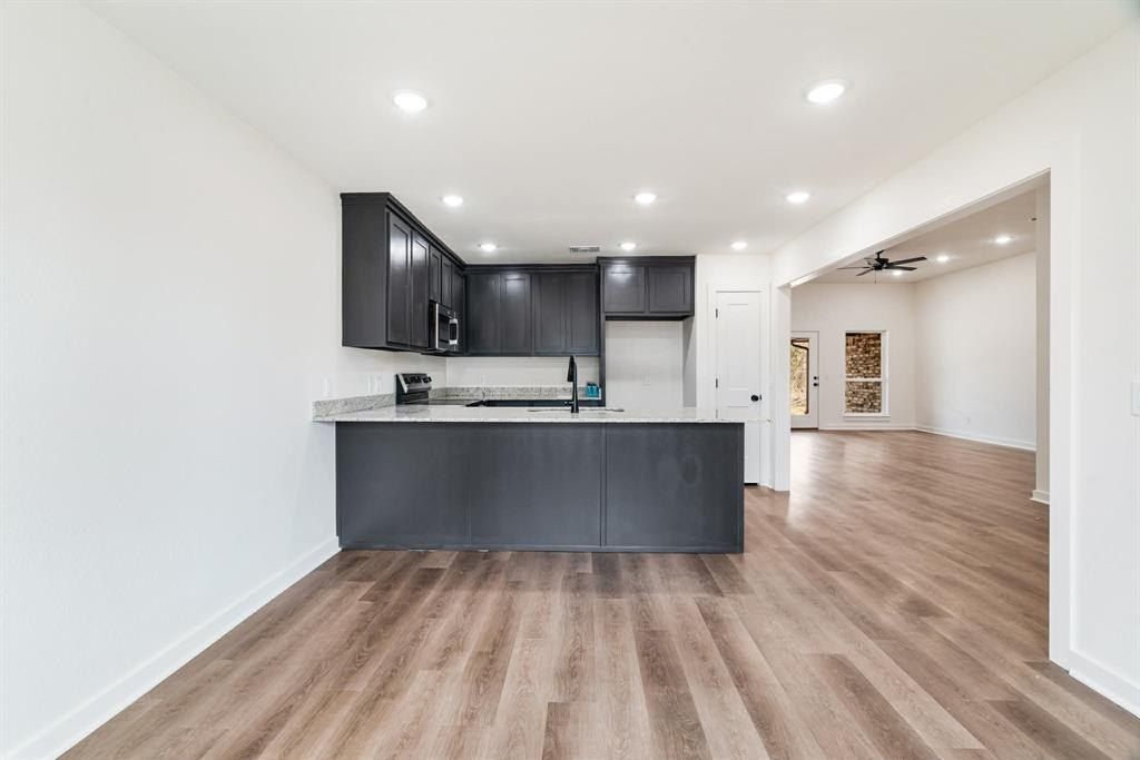 2725 Briarwood. Paris, TX 75460