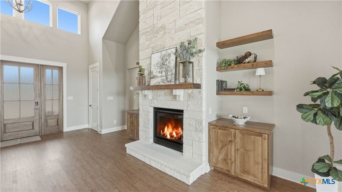 111 Ashton Oaks Drive. New Braunfels, TX 78132