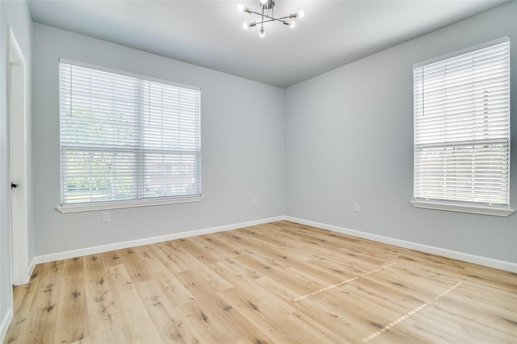 1321 Fletcher Street. Dallas, TX 75223