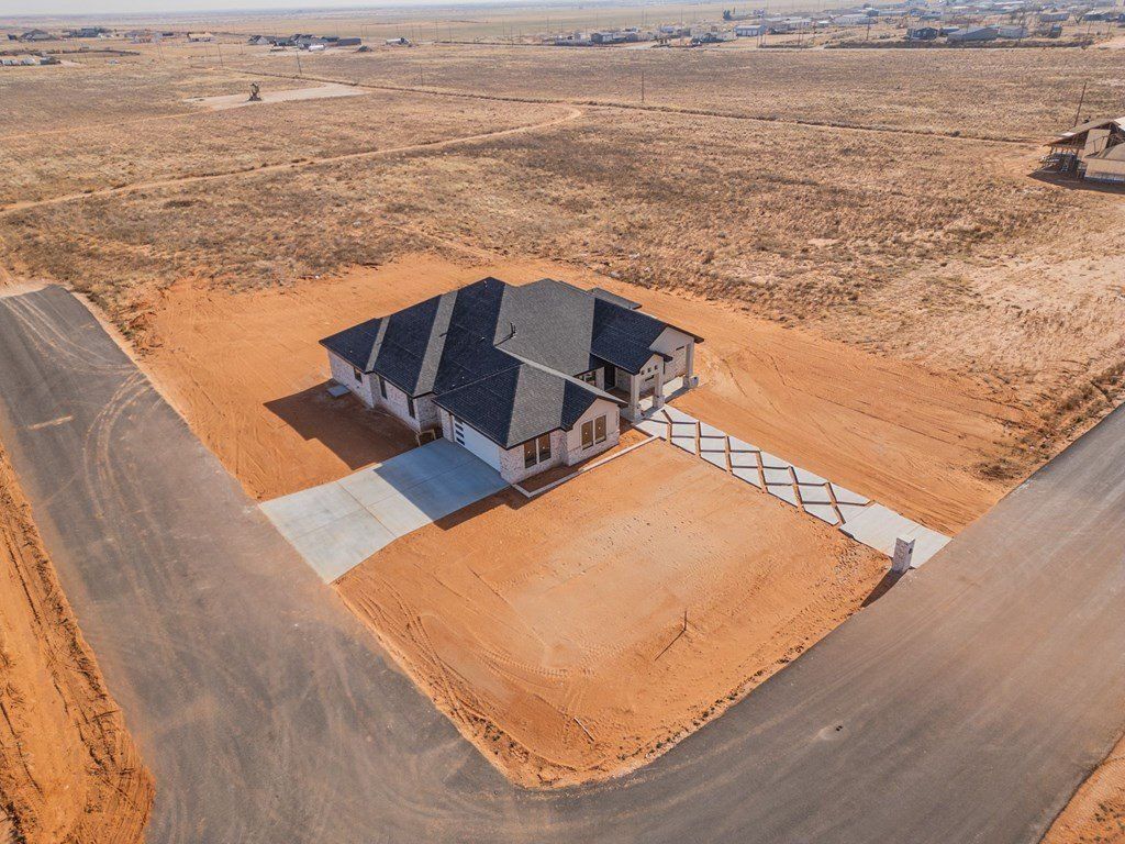 2307 S County Rd 1054. Midland, TX 79706