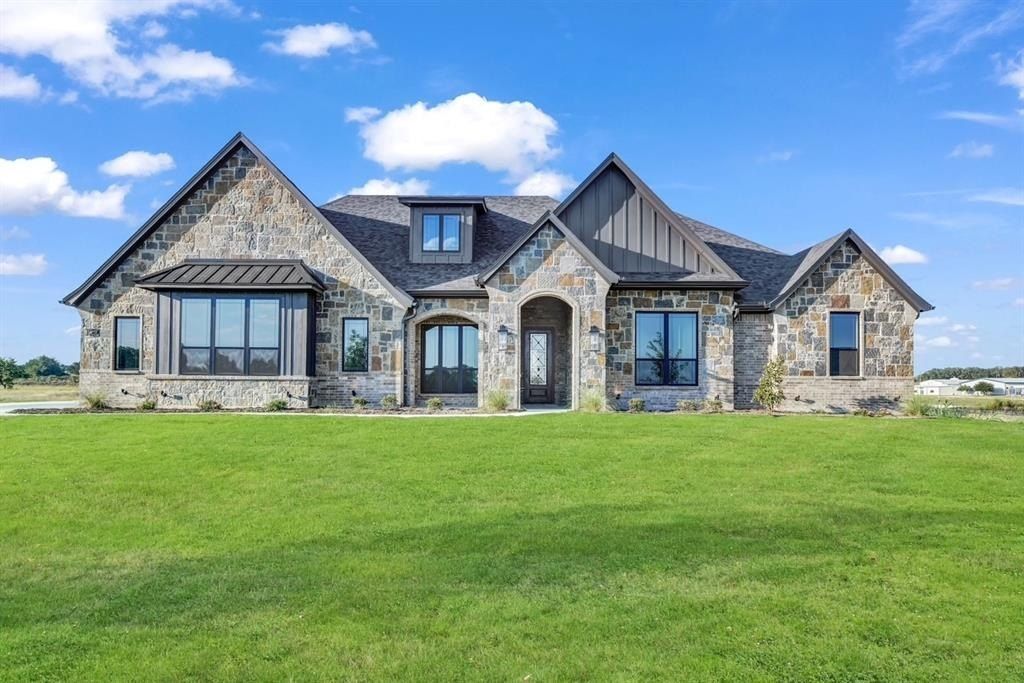 167 Daggett Drive. Decatur, TX 76234