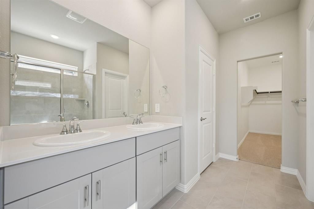 1127 Bridgewalk Drive. McKinney, TX 75071