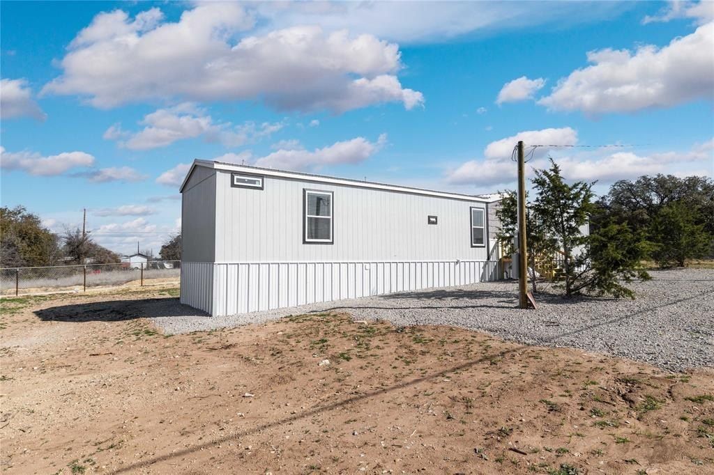 6608 County Road 551. Brownwood, TX 76801