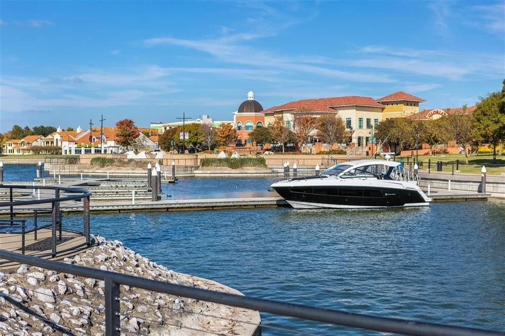 2414 Miranda Lane. Rockwall, TX 75087