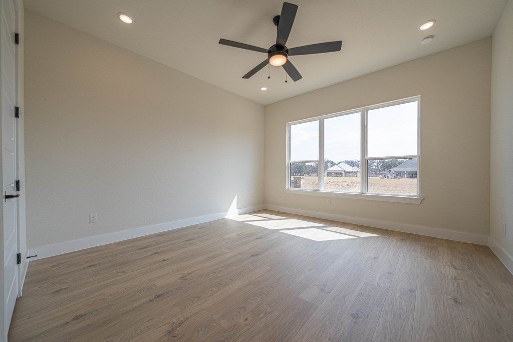 2013 W Toscano Way. Kerrville, TX 78028