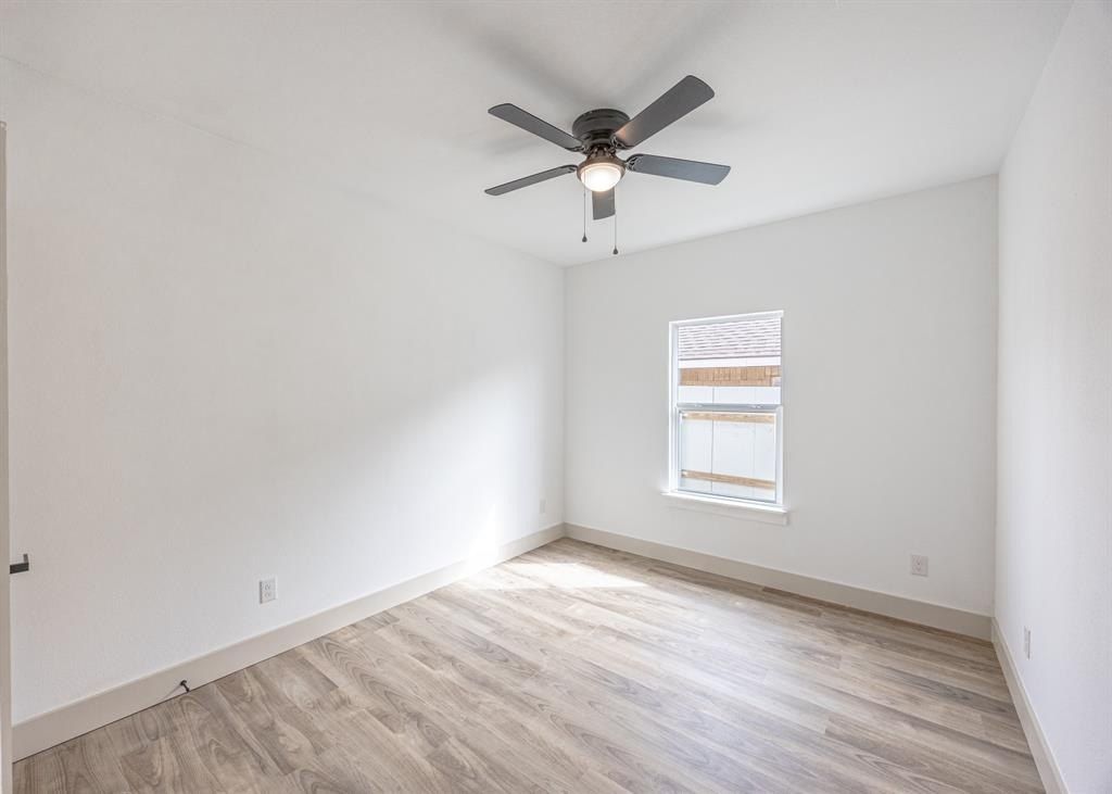 5100 Chapman Street. Fort Worth, TX 76105