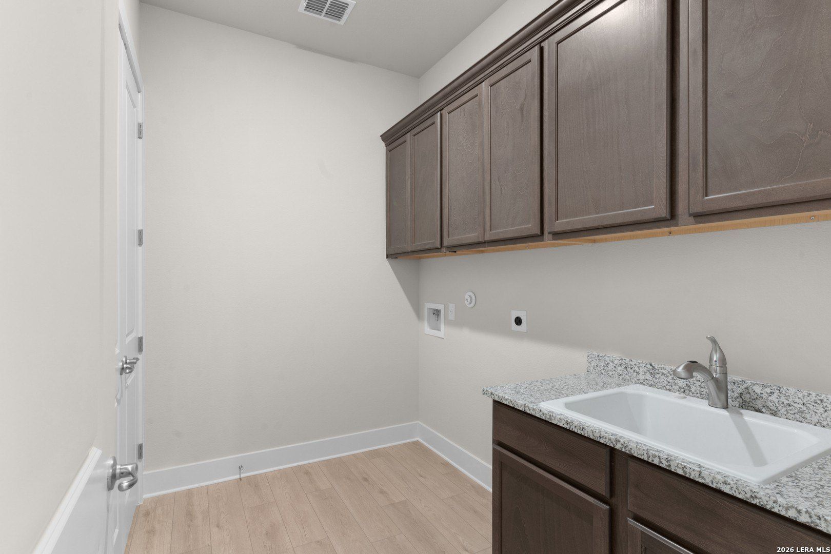 10149 N Heinichen. San Antonio, TX 78254