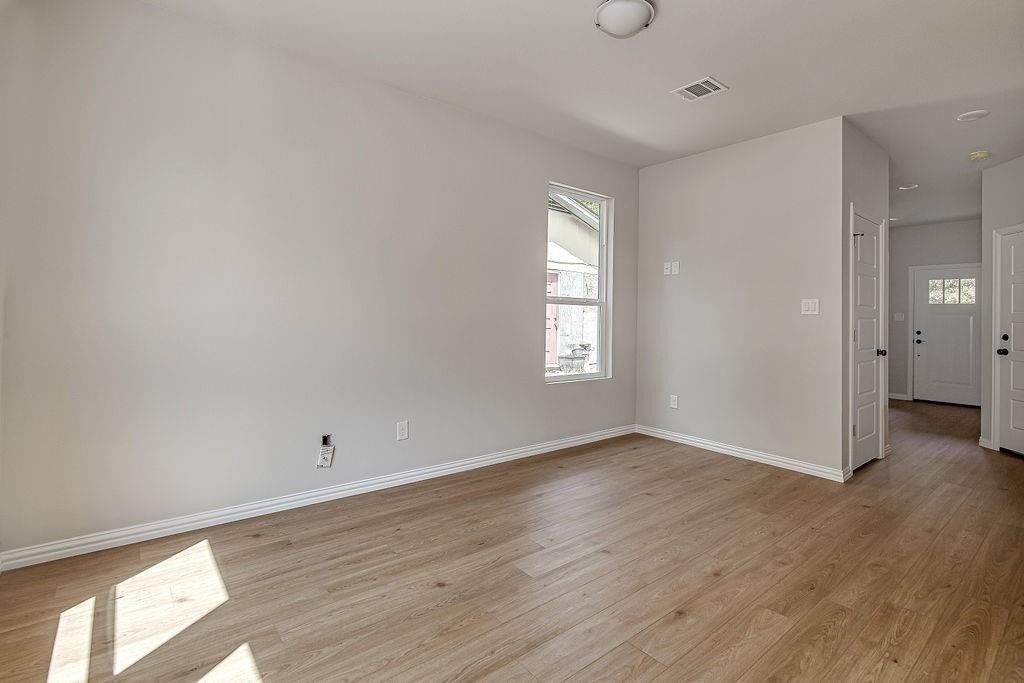 4500 Valentine Street. Fort Worth, TX 76109