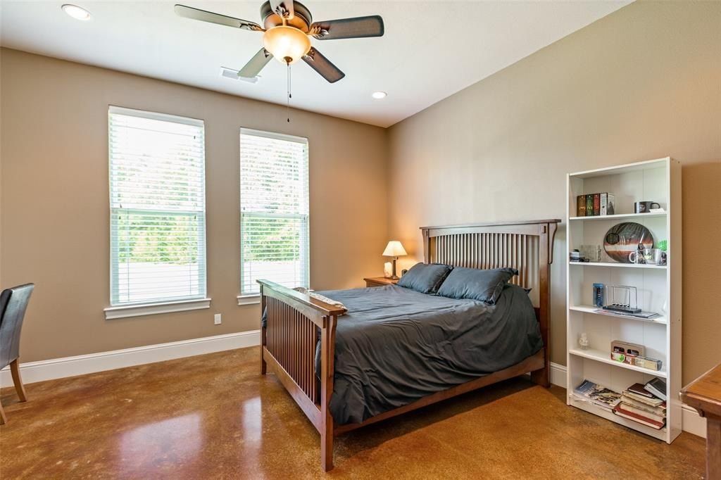 643 County Road 2255. Telephone, TX 75488