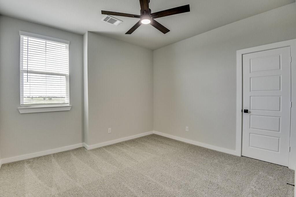 440244044406 Clovis Court. Midlothian, TX 76065