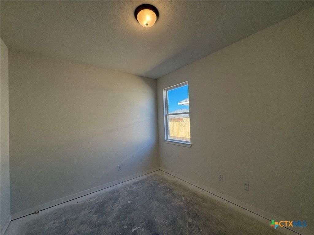 1418 Dowdy Drive. Belton, TX 76513