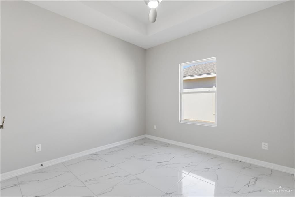 419 Serg Loop. Alamo, TX 78516
