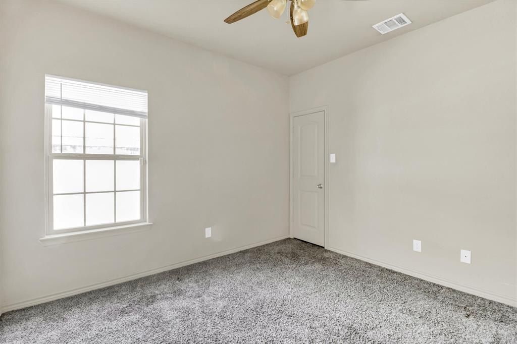 2923 E Pepperidge Drive. Lancaster, TX 75134