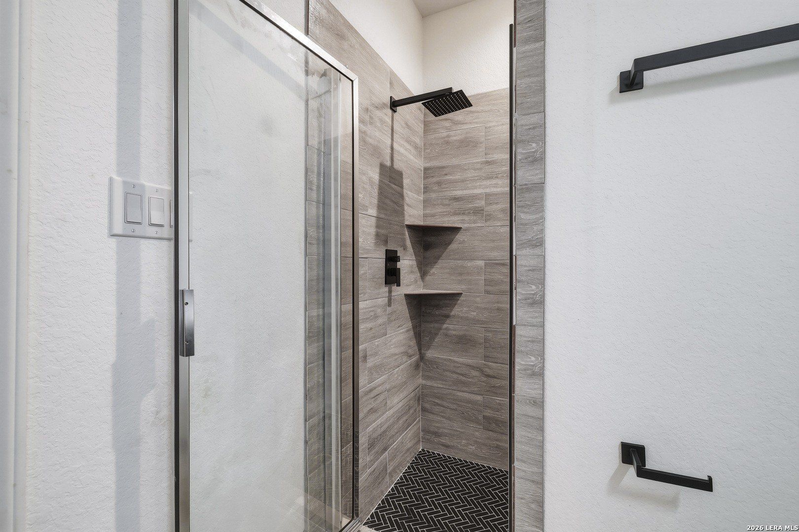 4903 Frostwood. San Antonio, TX 78220