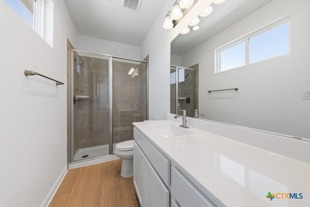 2150 Hofstaat Unit 77. New Braunfels, TX 78130