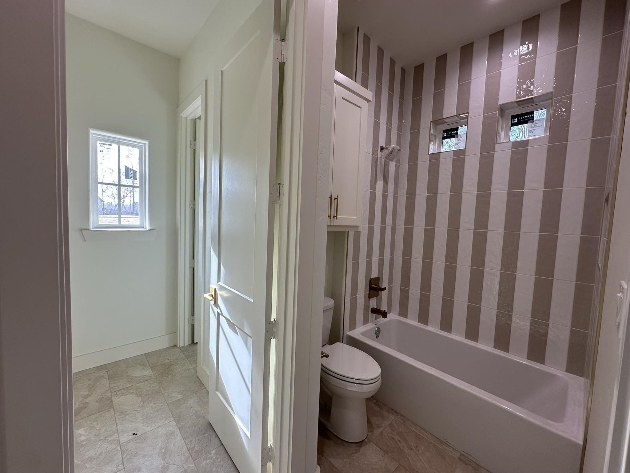 205 Thorn Briar Trail. Longview, TX 75602