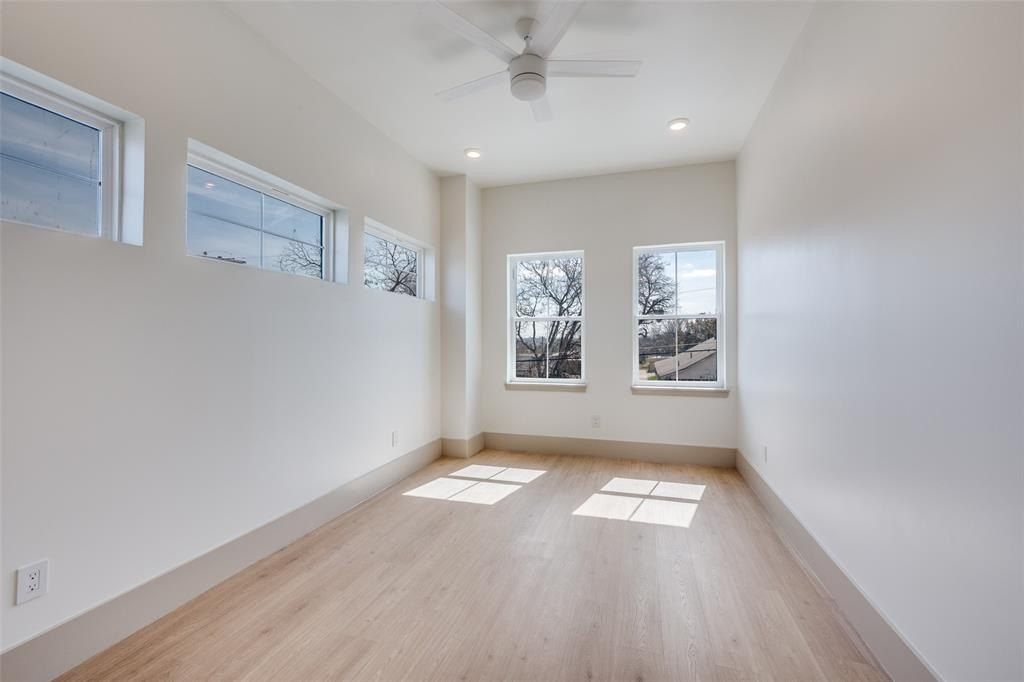 3613 Lafayette. Fort Worth, TX 76107