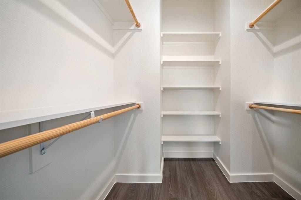 2526 Peabody. Dallas, TX 75215