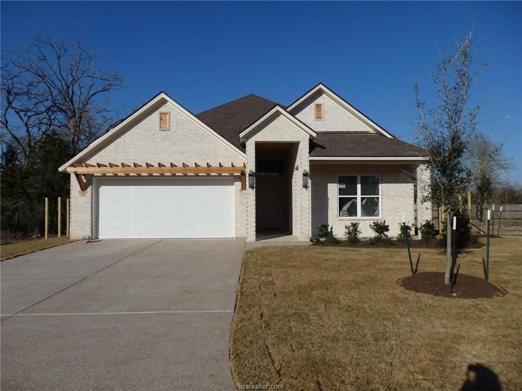 Hidalgo Pass Court. College Station, TX 77845