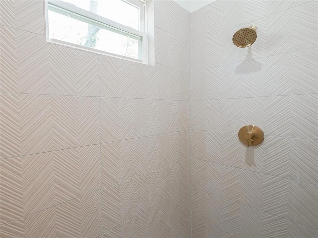 4307 Jamaica Street. Dallas, TX 75210