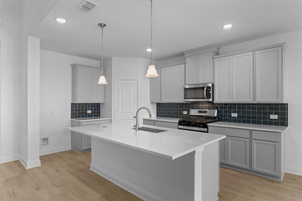 1800 Willowhurst Lane. Anna, TX 75409