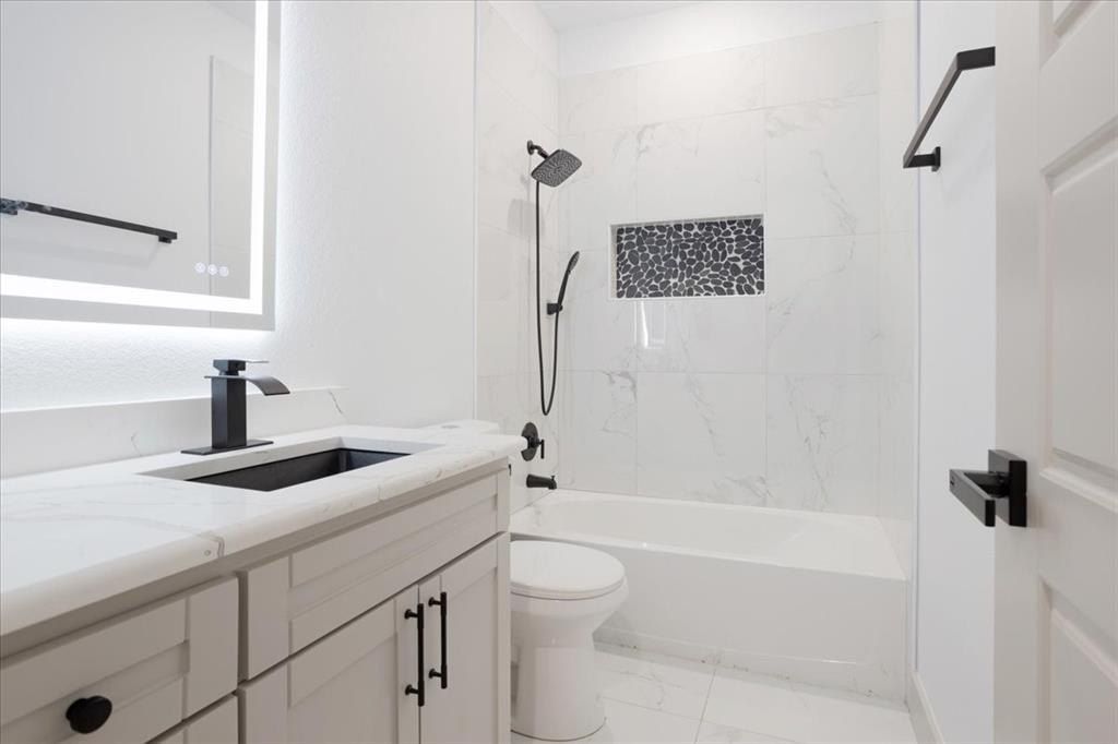 920 Oil Mill Road. Van Alstyne, TX 75495