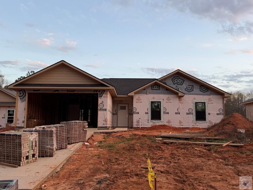 3109 Kidd Ln. Texarkana, TX 75501