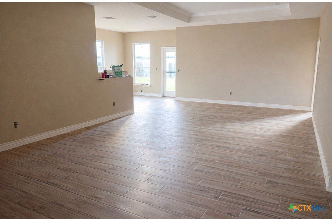 109 Giacomo Drive. Victoria, TX 77901