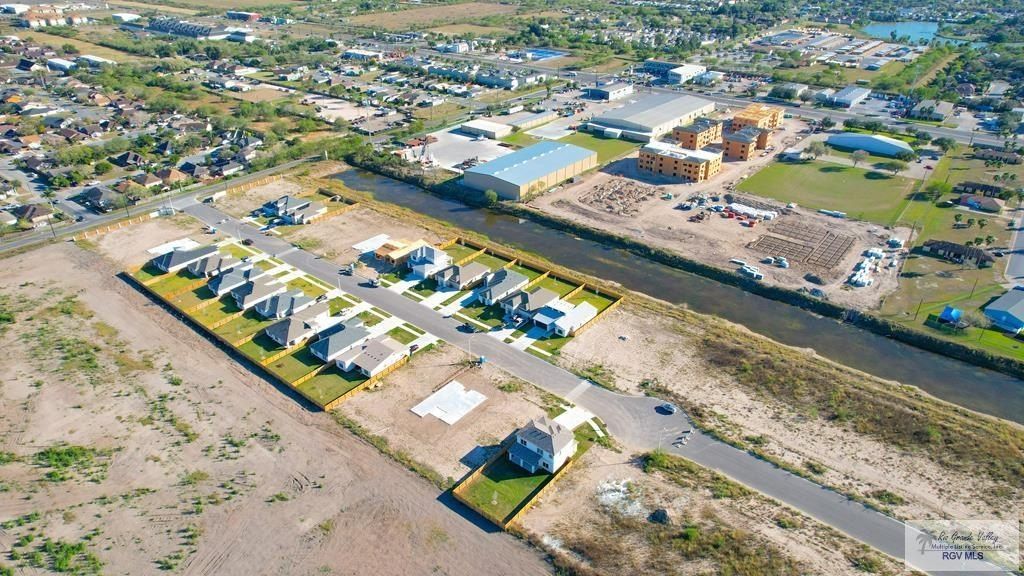 2945 Bethlehem Dr. Brownsville, TX 78526