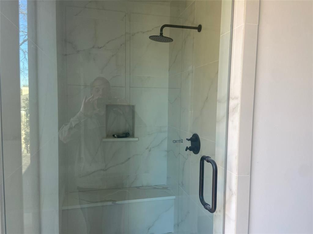 3624 N Fitzhugh Avenue. Dallas, TX 75204