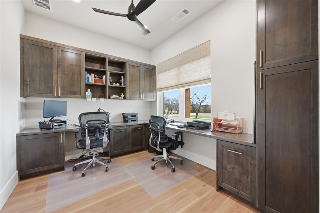 860 County Road 208. Gainesville, TX 76240