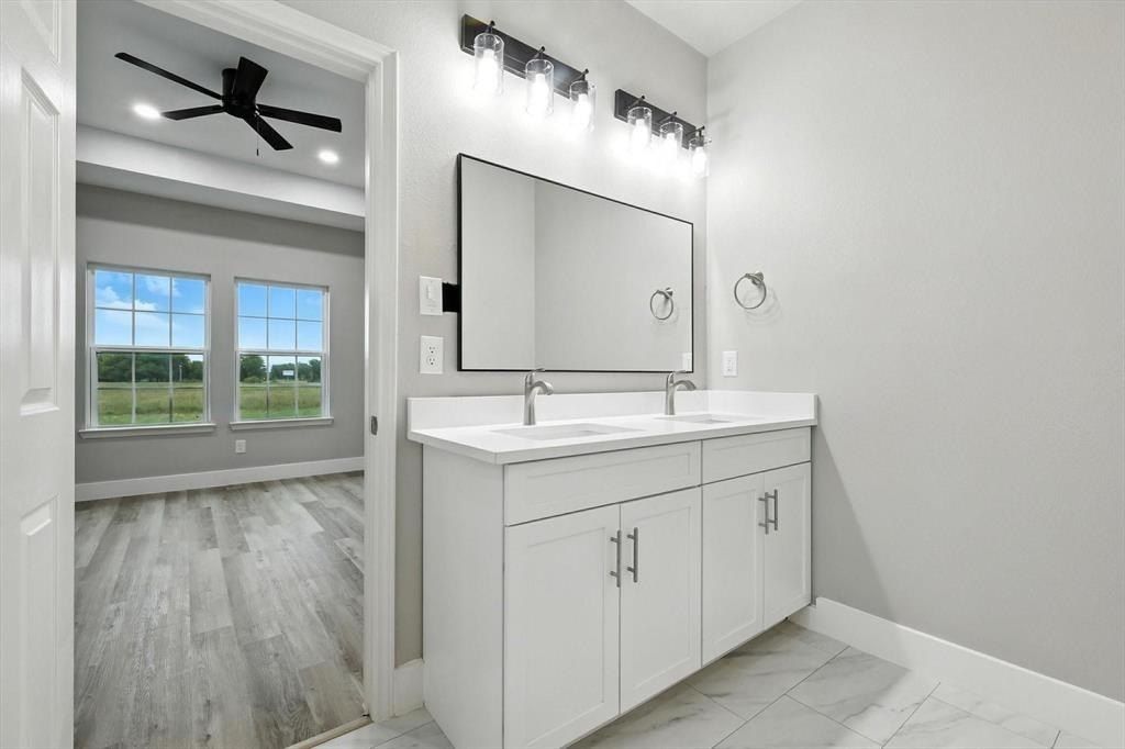 106 Center Drive. East Tawakoni, TX 75472