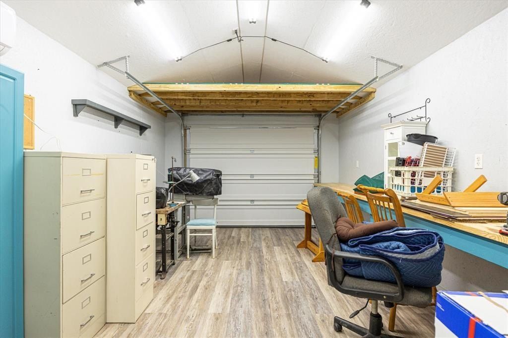 7703 Prairie Creek Lane. Tolar, TX 76476