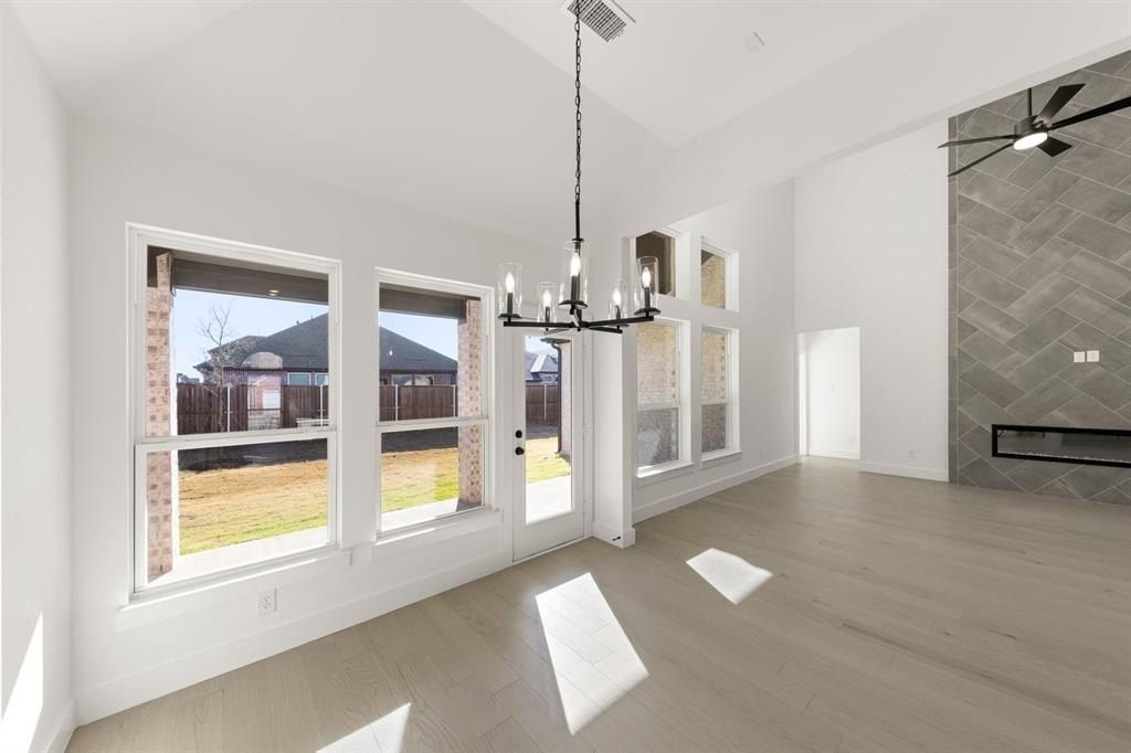 6308 Muller Creek Drive. Celina, TX 75009