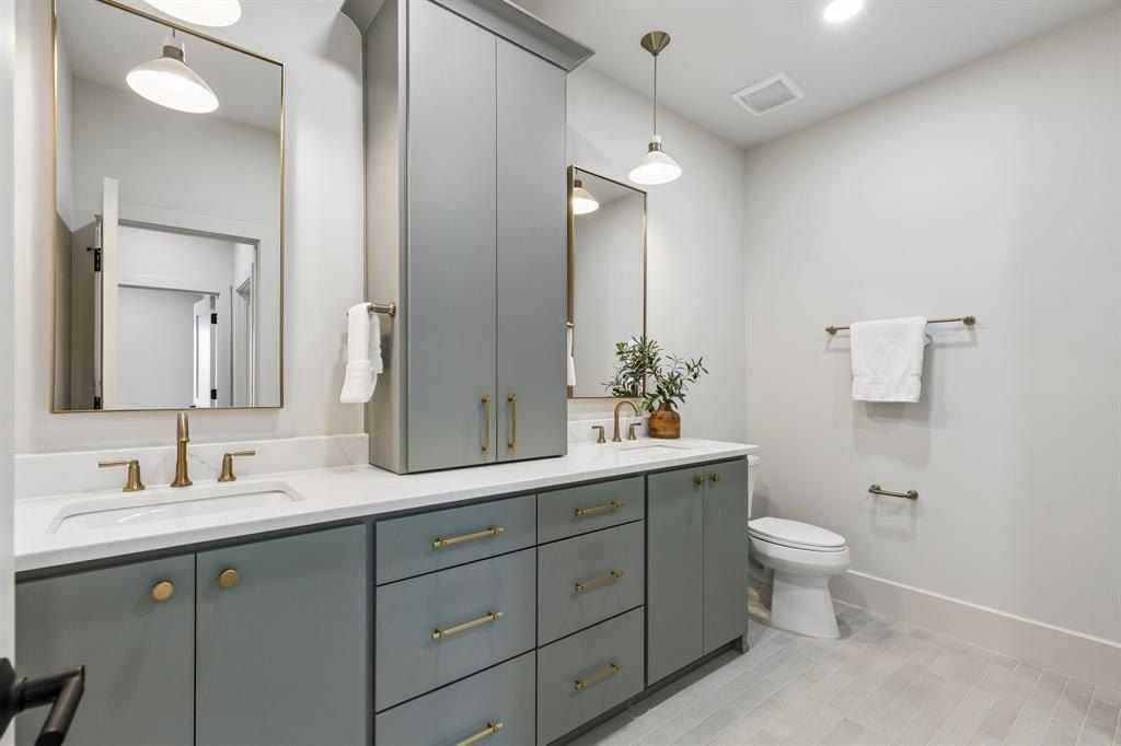 1121 Eton Drive. Richardson, TX 75080