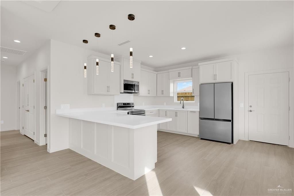 5800 Ozark Avenue. McAllen, TX 78504