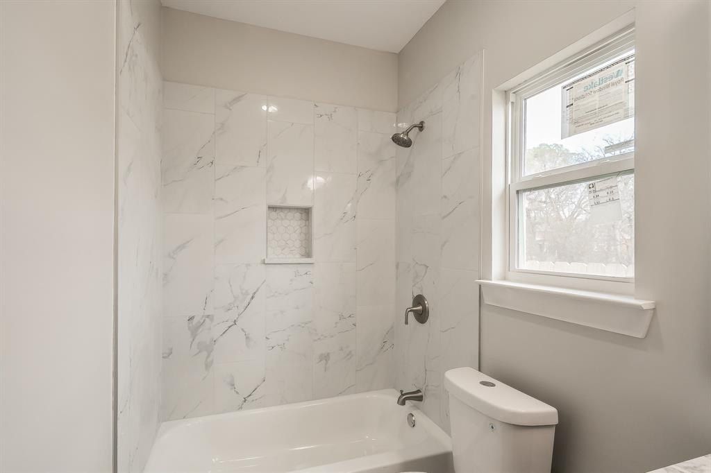 3934 Lee Street. Greenville, TX 75401