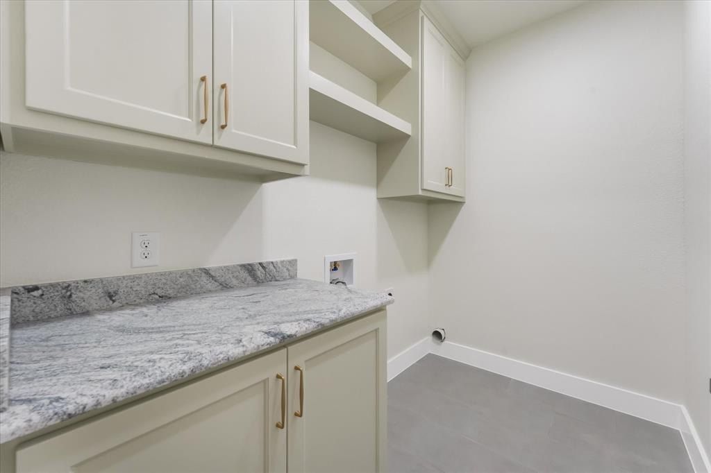 3112 N Pecan Street. Fort Worth, TX 76106