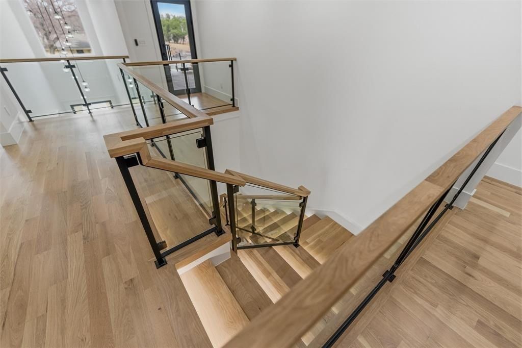 7503 Robin Road. Dallas, TX 75209