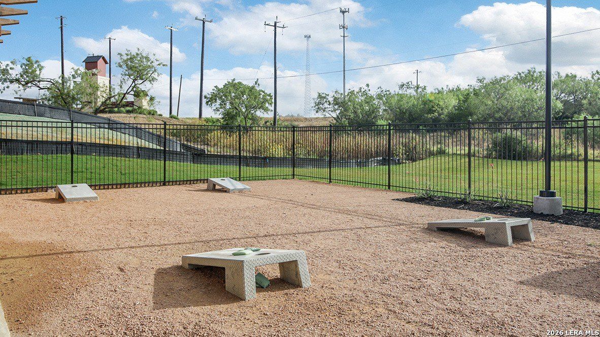 10746 Dazzle. San Antonio, TX 78252