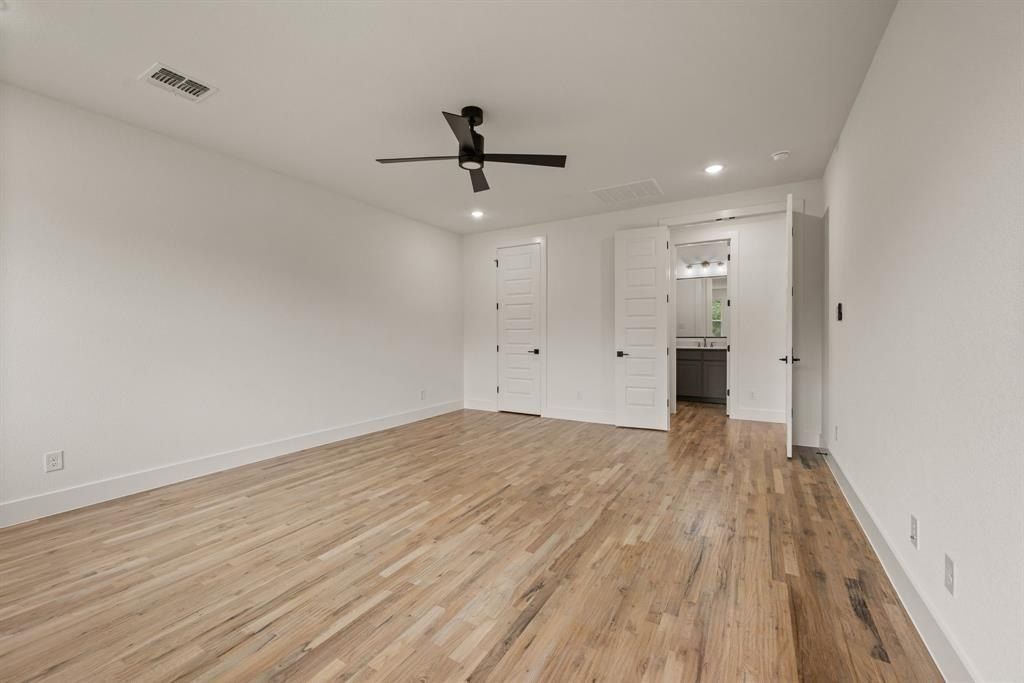 6009 Rolling Creek Court. Aledo, TX 76008